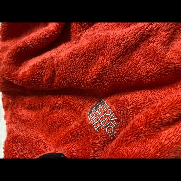 North face jacket - Picture 2 of 3